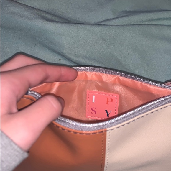 1 empty Ipsy bag. - Picture 2 of 2